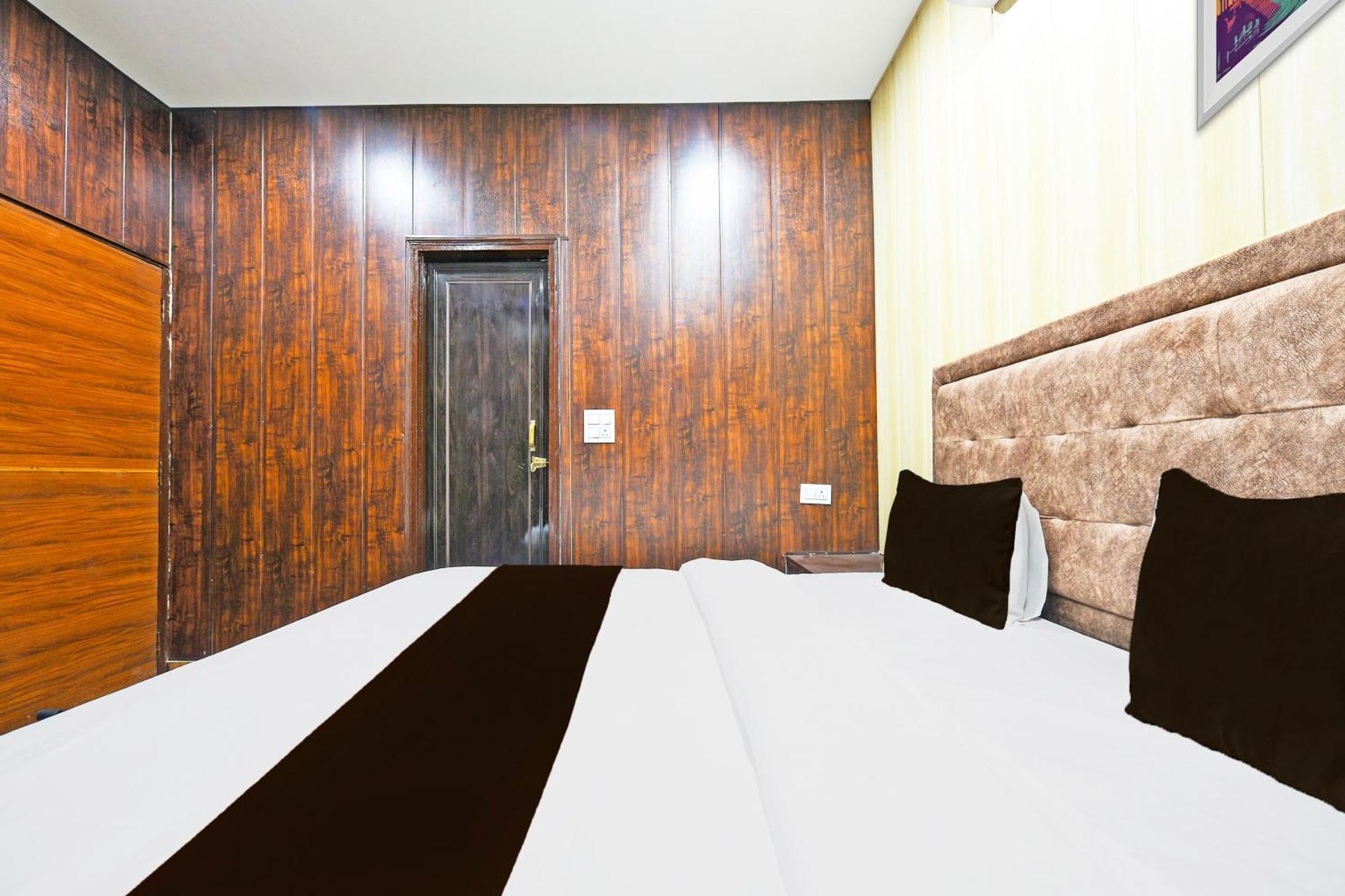 Hotel O Lavish Faridabad Exterior foto