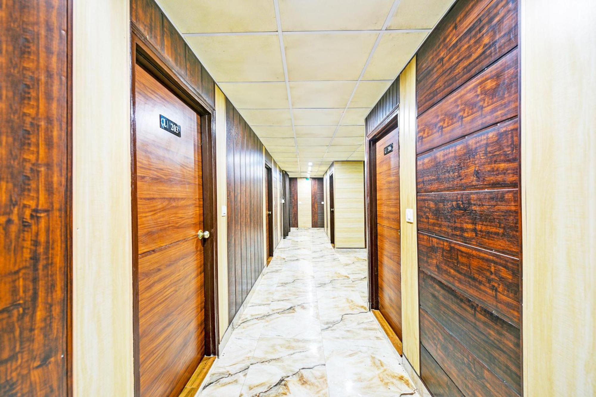 Hotel O Lavish Faridabad Exterior foto